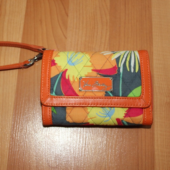 Vera Bradley Fabric Zip around Wristlet Wallet - Picture 3 of 8